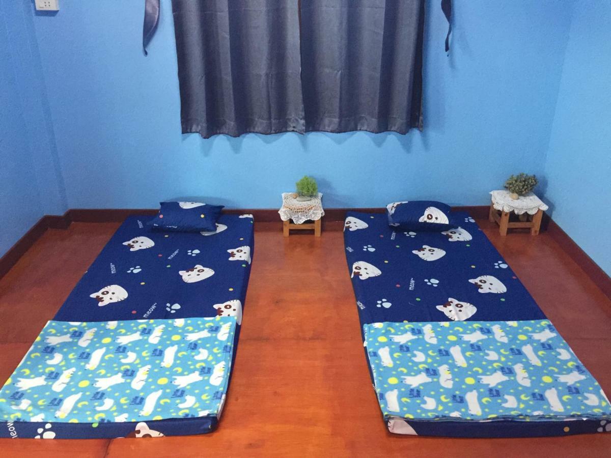 Rub Lom Chom Klong Homestay 춤폰 외부 사진