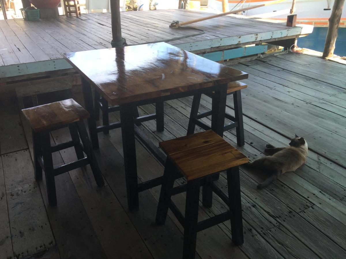Rub Lom Chom Klong Homestay 춤폰 외부 사진